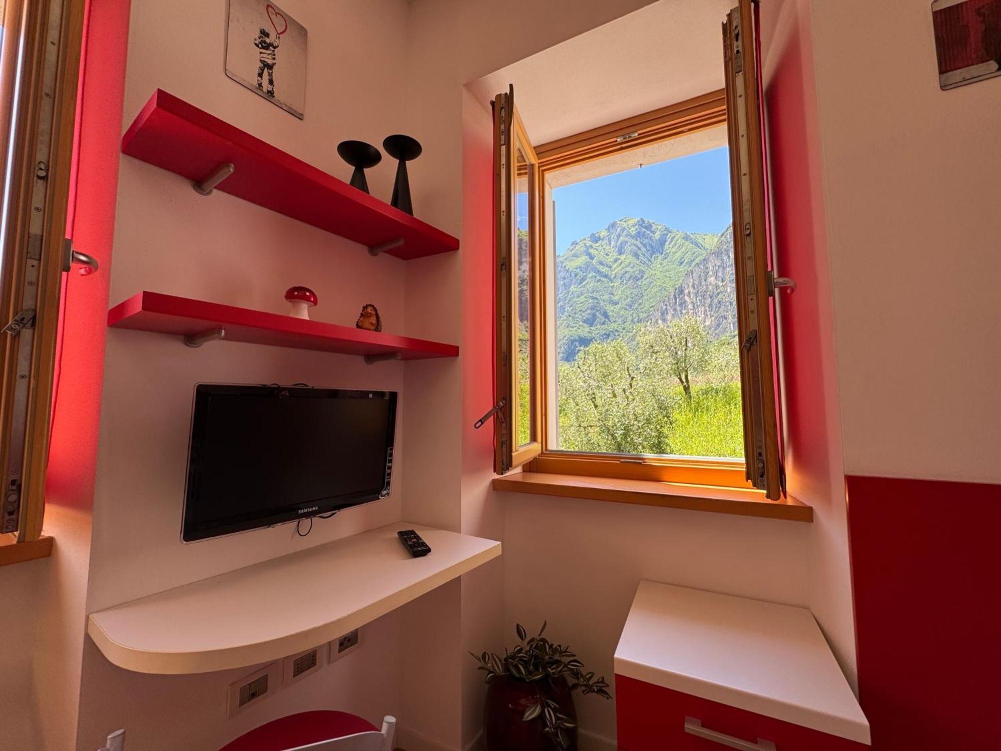 Das Rote Haus Рива-дель-Гарда Экстерьер фото